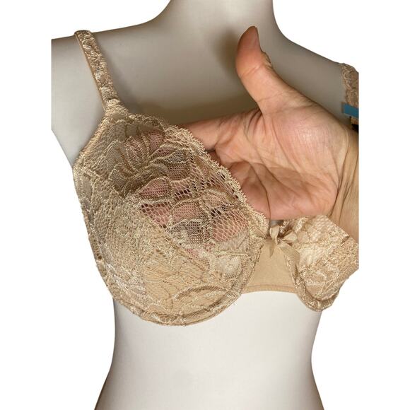 Bali Lace Desire Underwire Bra
#DF6543 Champagne Shimmer Size 
34C - Picture 7 of 8